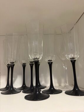 Vintage Luminarc Black Stem Flutes Wine Champagne Glasses Set of 8 France